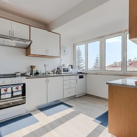 Sea Dunes - 3 Bedroom With Sea View *