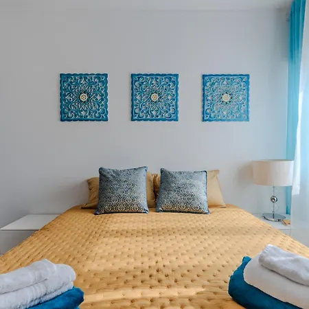 Sea Dunes - 3 Bedroom With Sea View *