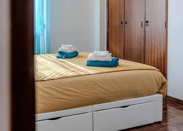 Апартаменты Sea Dunes - 3 Bedroom With Sea View *